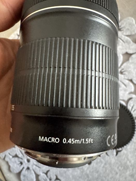 Obiectiv foto Canon ef- s 18-135 mm