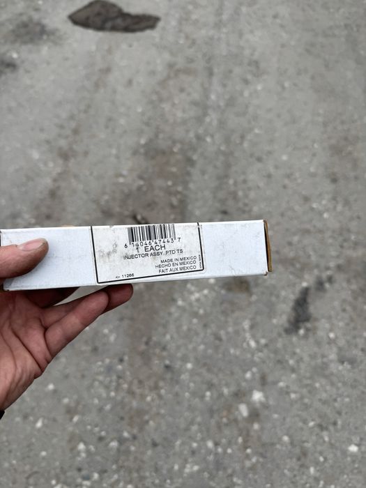 Форсунки новые  для двигателя cummens