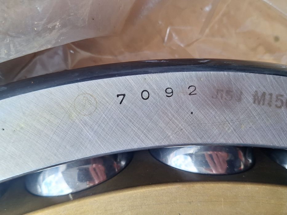 Лагер   7092 SKF