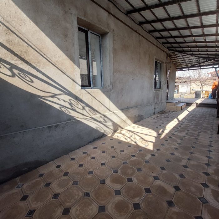 Продаётся половина дома  46 кв.м 2 сот