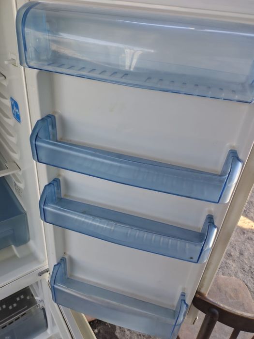 Рабочий холодильник BEKO