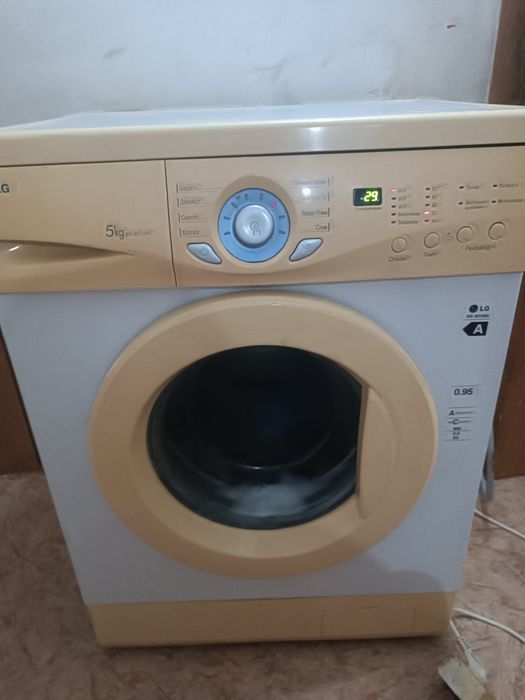 Продам стиральную машинку