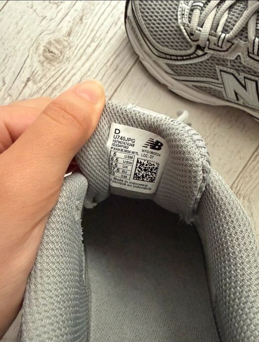 New Balance 740JPG 37.5 23CM