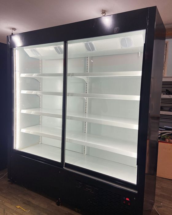Витринный холодильники