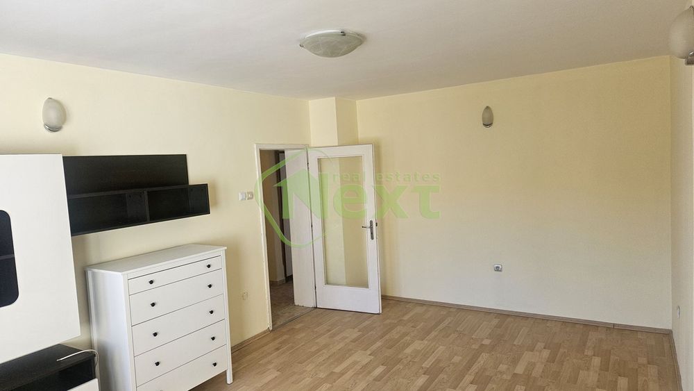 Продава се Двустаен апартамент в София, Студентски град - 76 кв.м за 2323 €/кв.м - Снимка #1