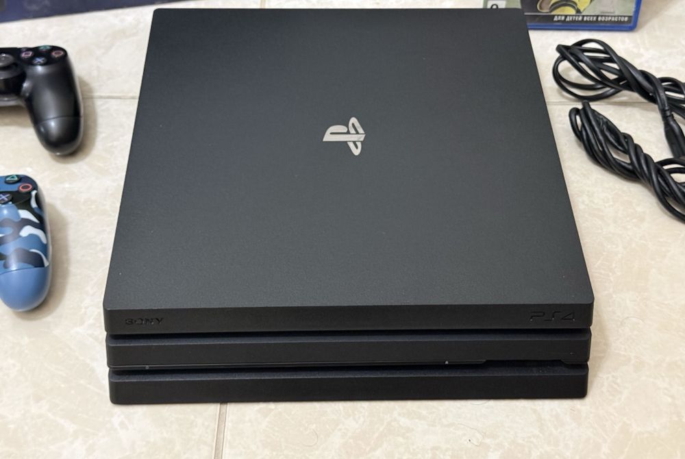 PlayStation 4 pro 1TB (ps4 пс4)