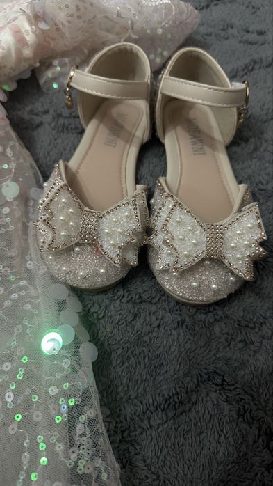 Шикарное платье и туфельки