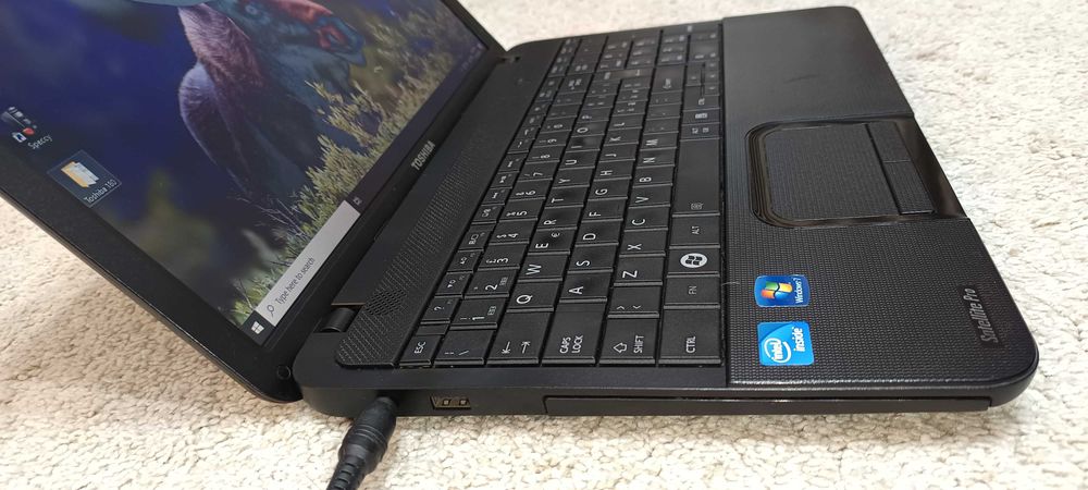 Laptop Toshiba Satellite Pro C850 Intel diagonala 15.6 40Cm Windows 10