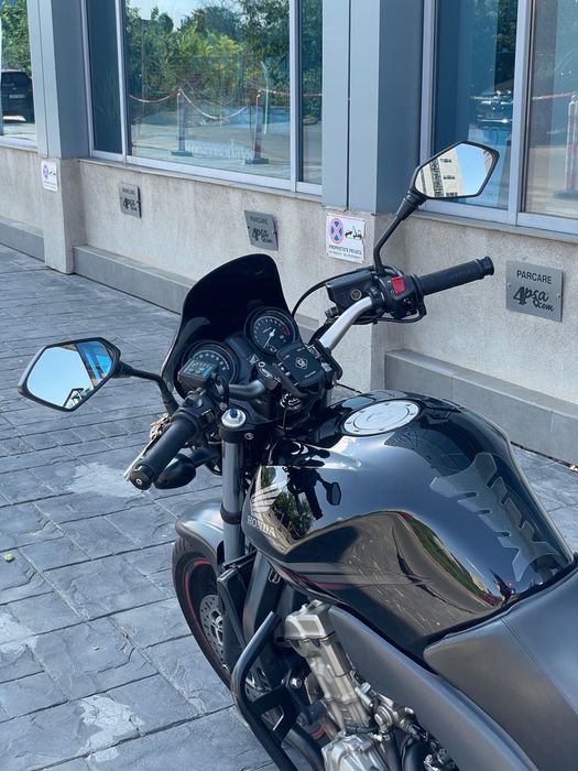 Motocicleta Honda CB600F