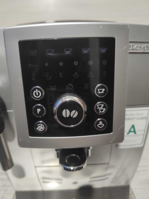 Кафеавтомат - робот Delonghi MAGNIFICA ECAM