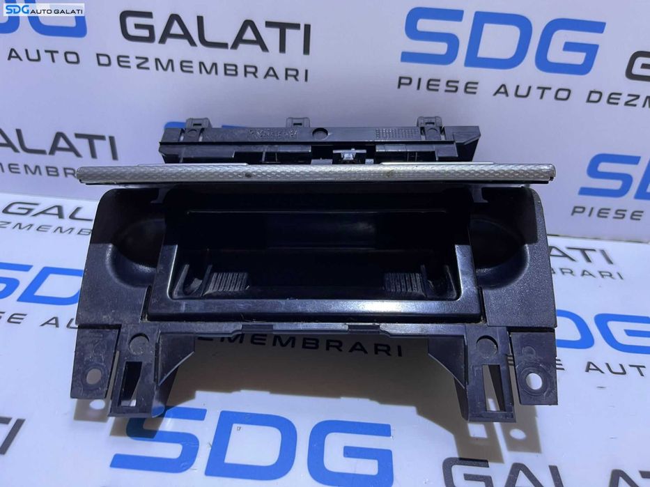 Scrumiera Bord Consola Centrala Audi A4 B7 2005 - 2008 Cod 8E0857951F