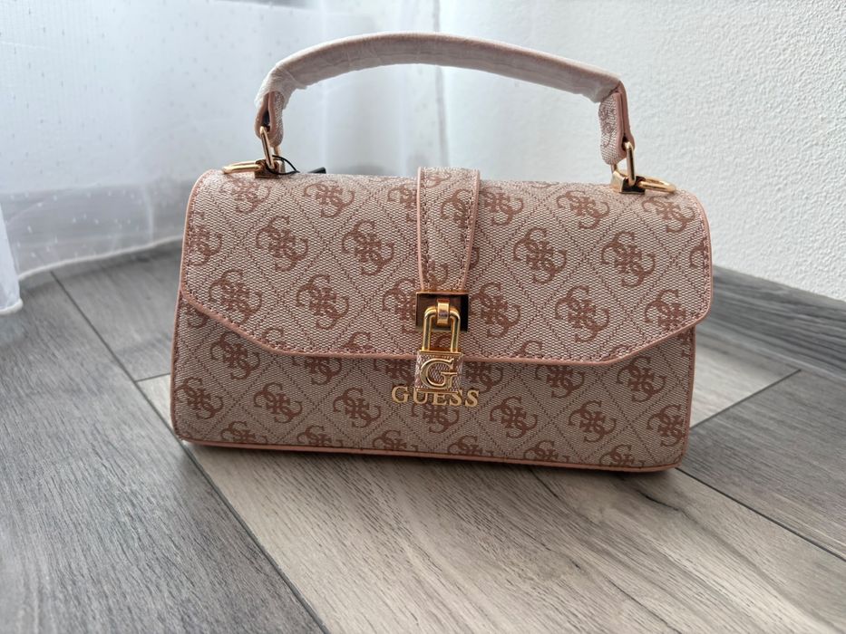 Geanta noua guess