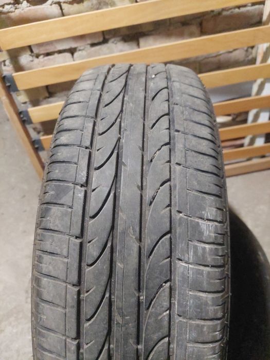 215/60R17 Bridgestone