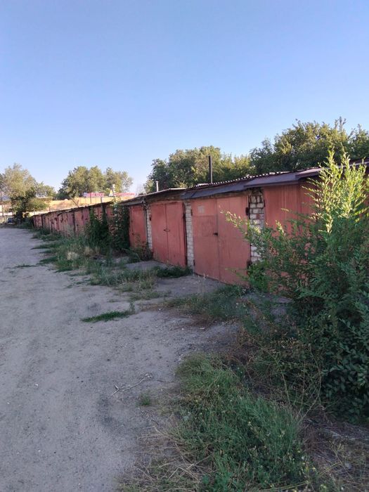 Продам гараж  в хорошем состояний