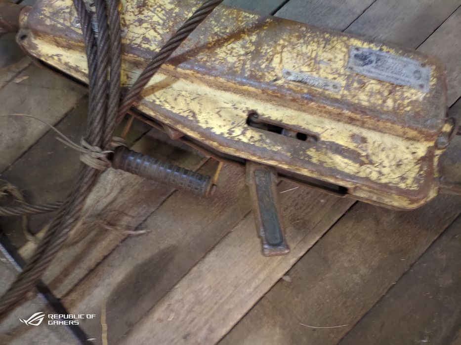 Продам таль,лебедка ручная