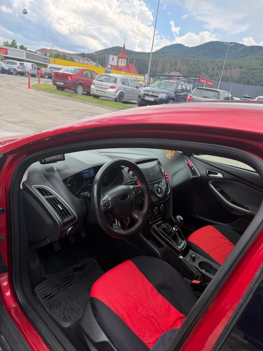 Ford Focus Mk3, an 2012, cutie manuala 6+1, 116 CP