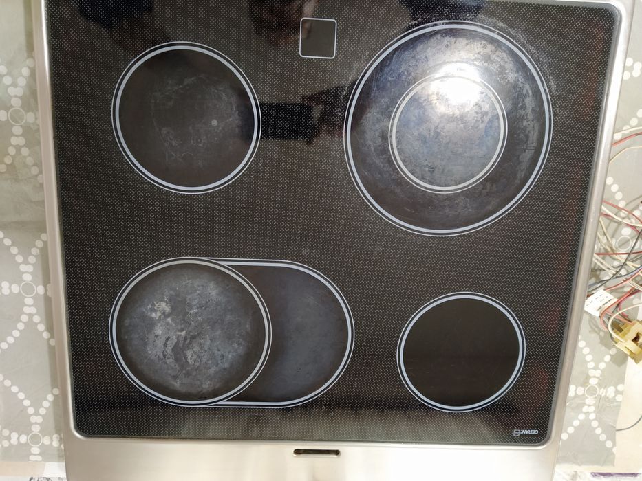 Керамична плоча за печка