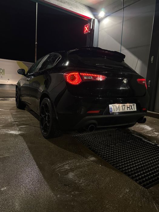 ALFA ROMEO Giulietta 2011 — imagine 3