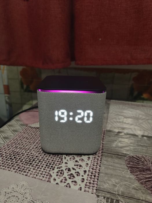 Умная колонка Яндекс Миди