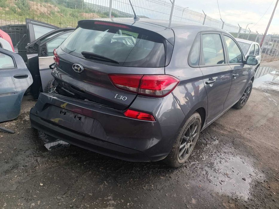 Dezmembram Hyundai i30, an 2019, motor 1.4 benzina