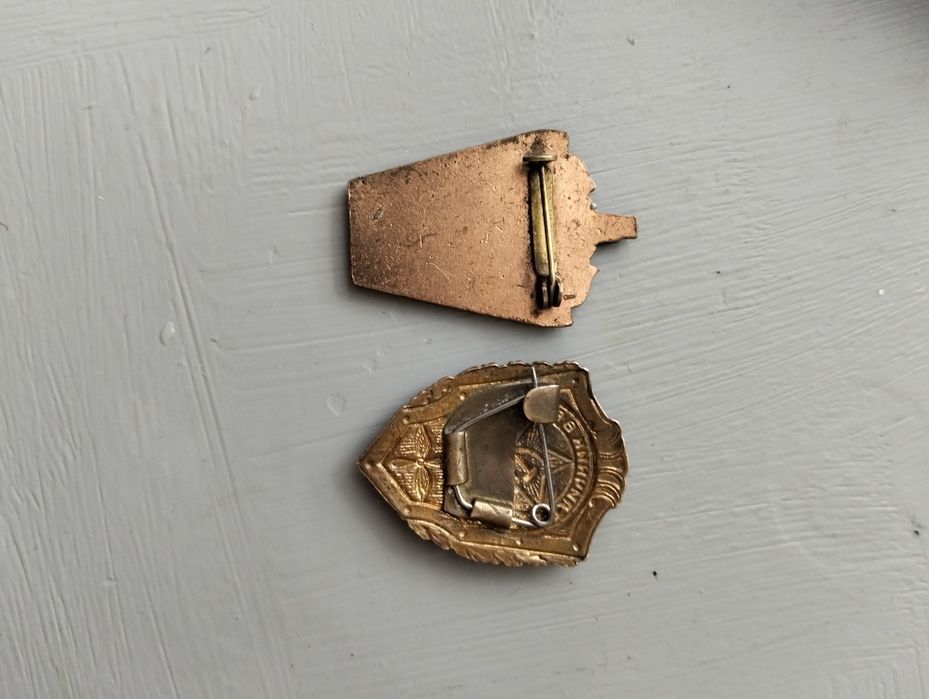 Продам Значки СССР