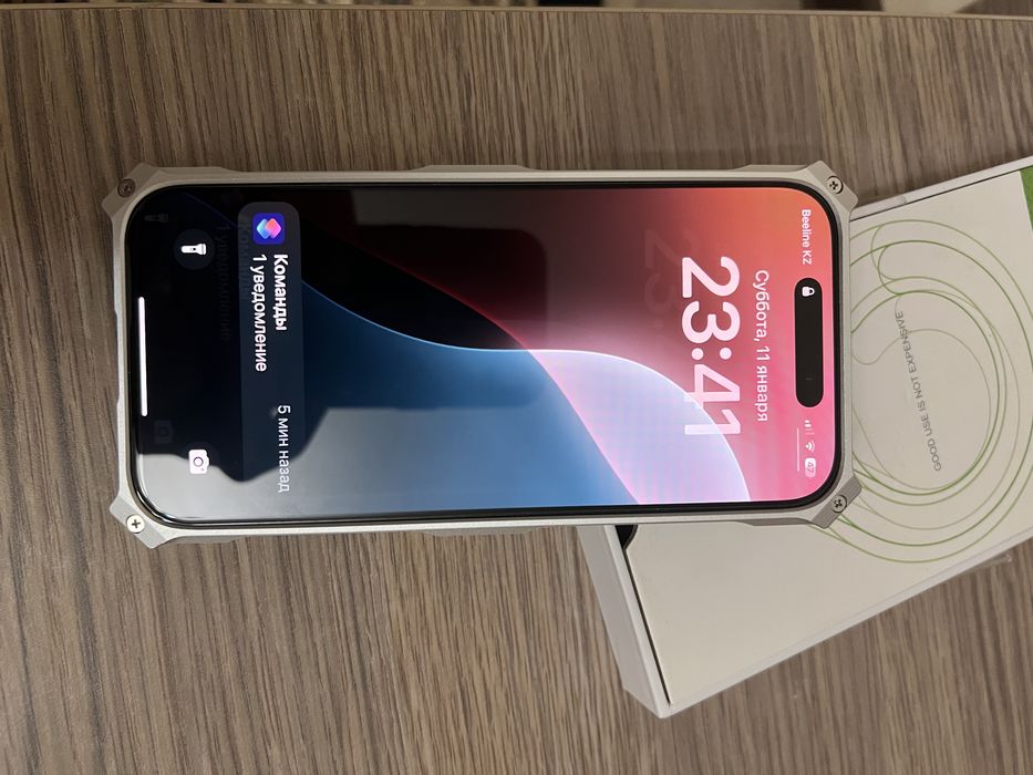 Алюминевый чехол на айфон 16 про