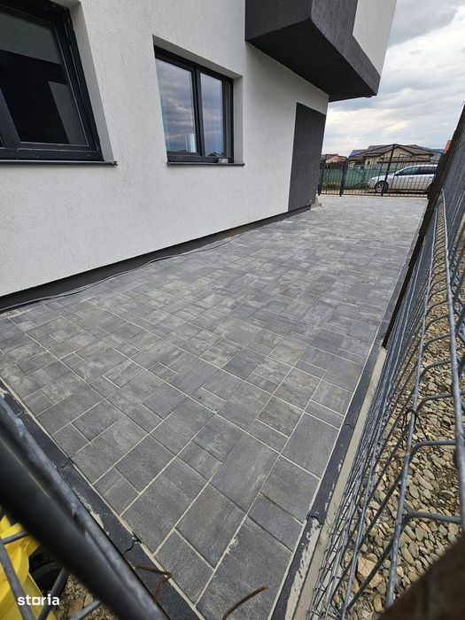 Apartament 2 camere, curte proprie