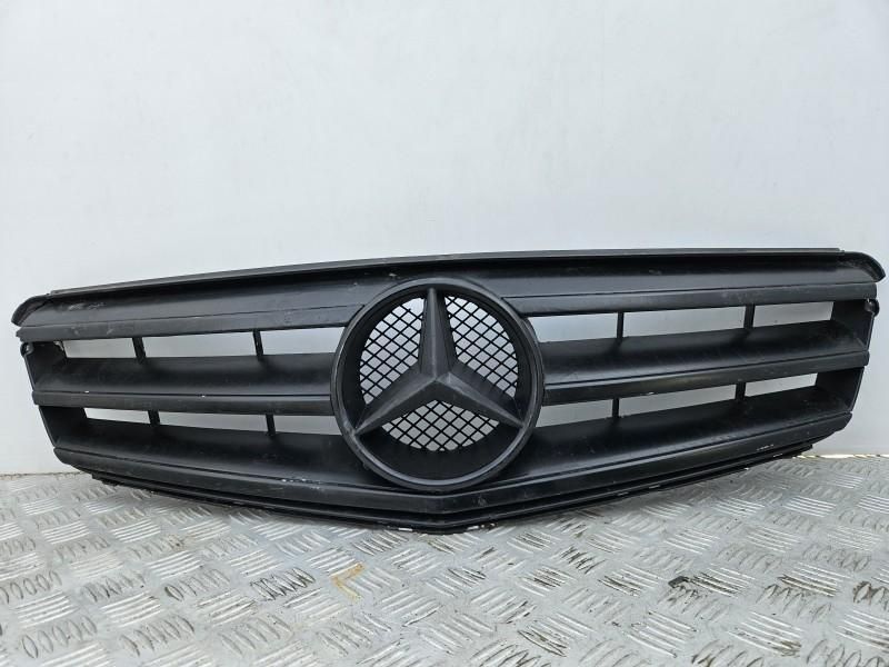 Grila superioara bara fata Mercedes C-class facelift w204
