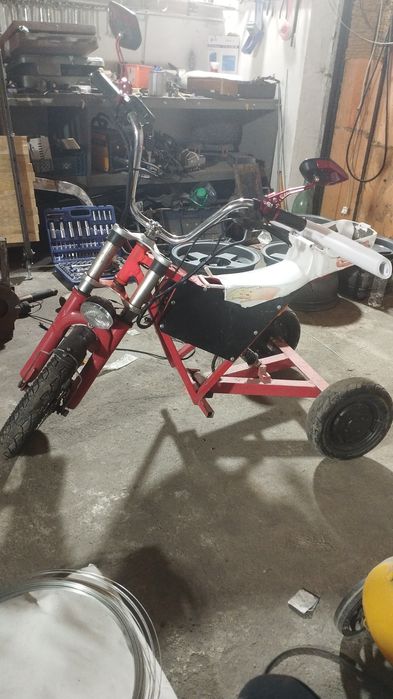 Детский электровелосипед трёхколёсный