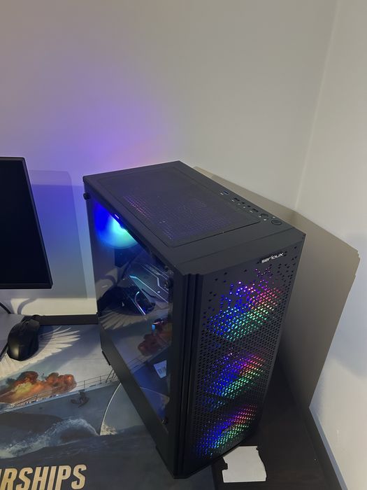 PC Gaming Ryzen 5 3500X | RX 6600 8GB | 32GB RAM | SSD NVMe 1TB | Windows 11 + Periferice