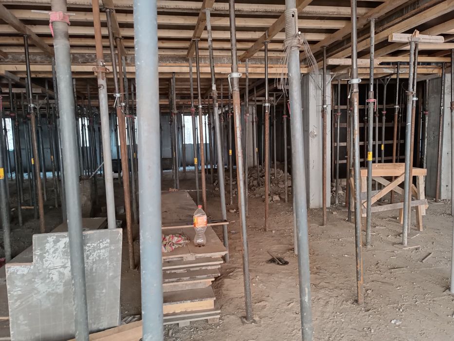 Телескопическая стойка аренда прокат строительный стойка домкрат dirak