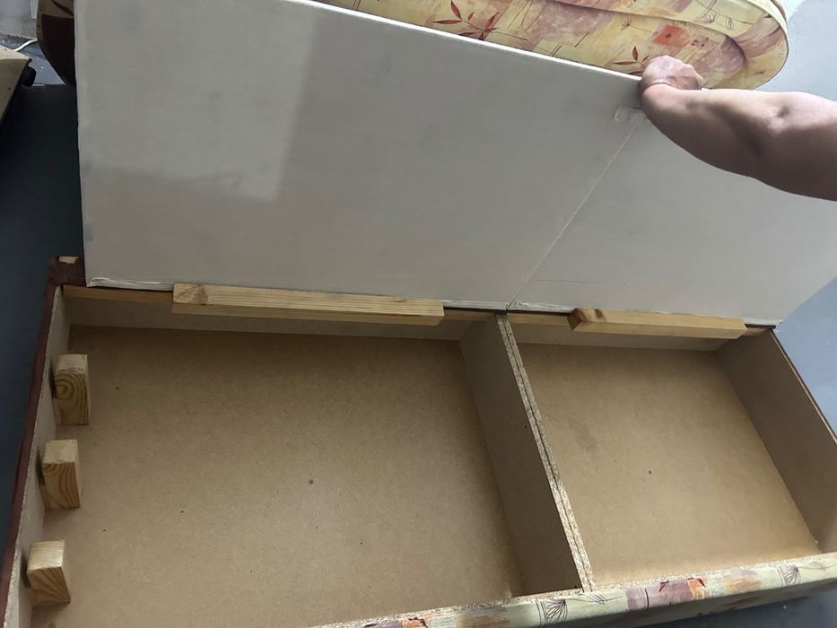 Диван- тахта б/у