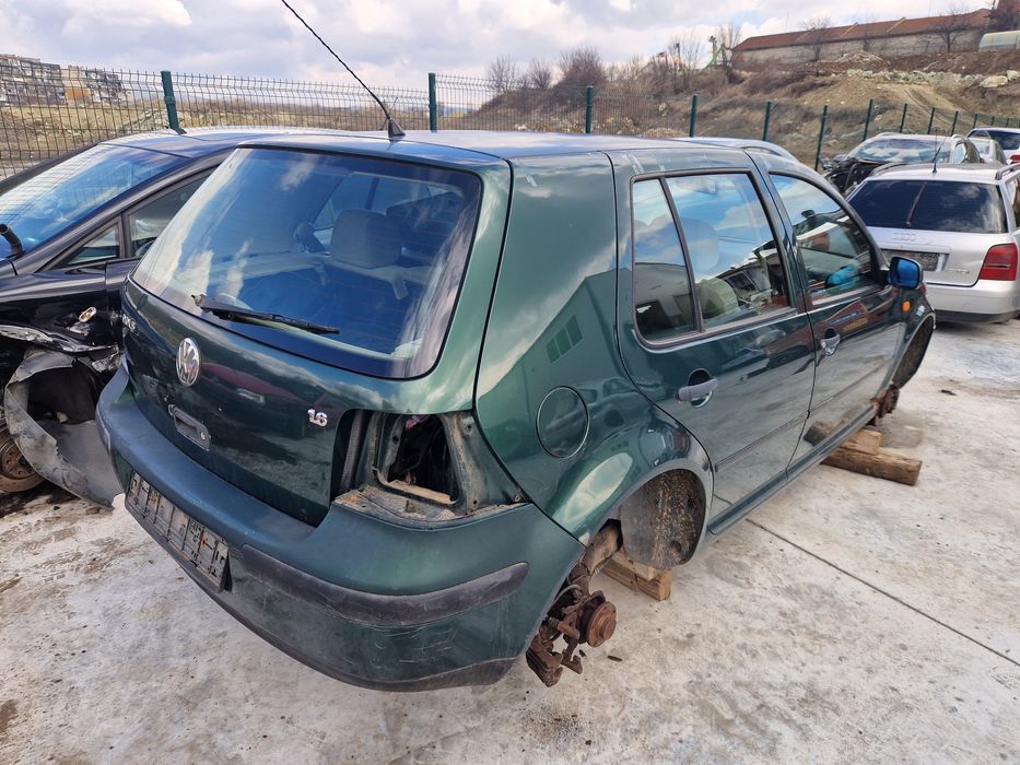 Golf 4 1.6 бензин (НА ЧАСТИ)