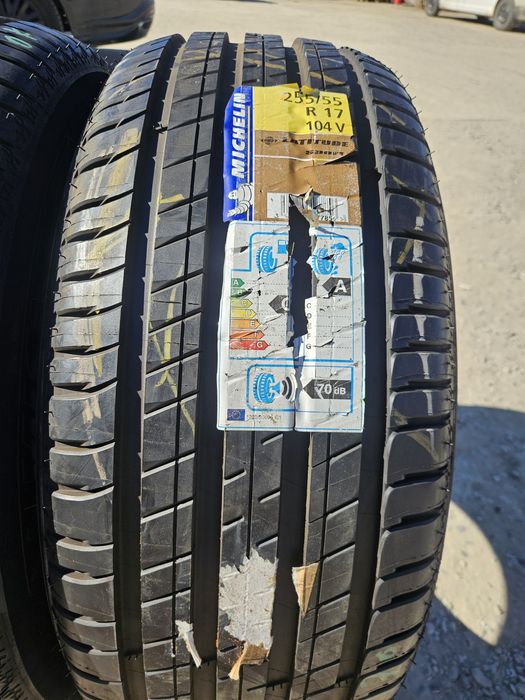 Vând 2 anvelope vară 255/55r17 255/55/17 MICHELIN