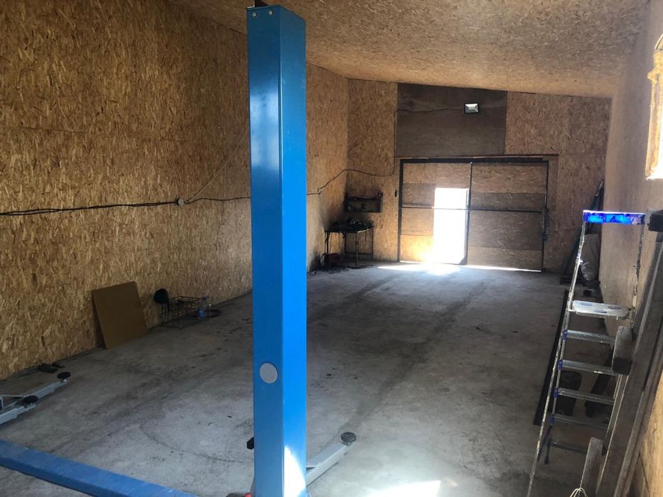 Сдам сто/бокс