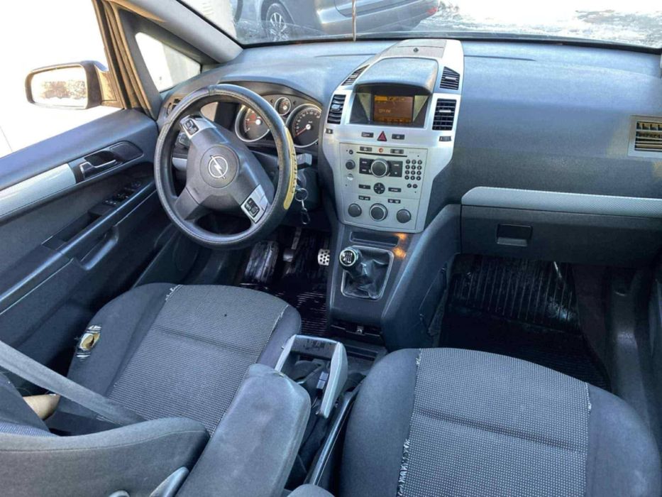 Opel Zanfira spr
