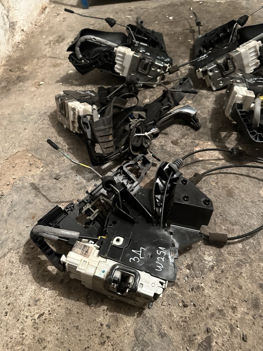 Брава/и  врата  Mercedes R class W251 Мерцедес р класа в 251