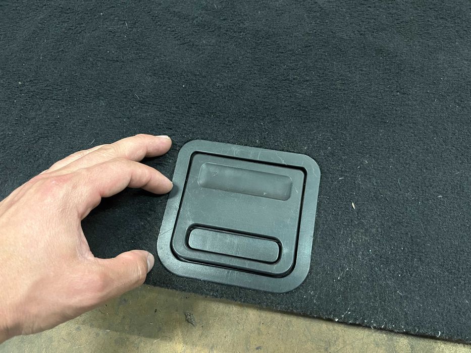 Кората в багажника за BMW E39 Комби