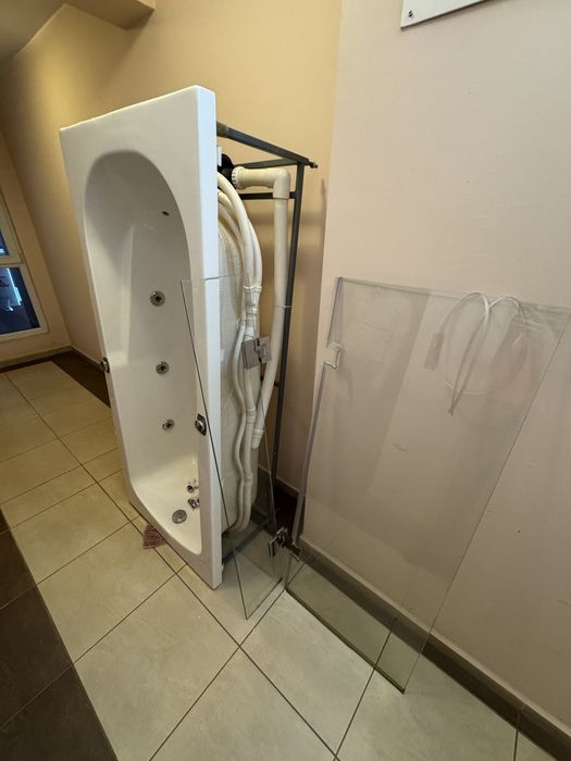 Хидромасажна вана Vicard + стъкло