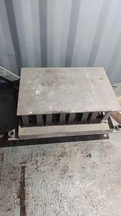 Станок для сплитерного блока