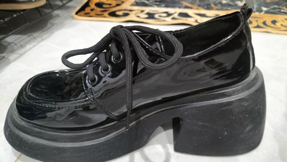 школьные туфли/ботинки