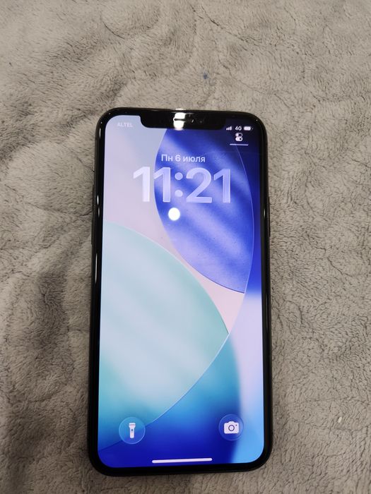 Iphone 11 pro продам