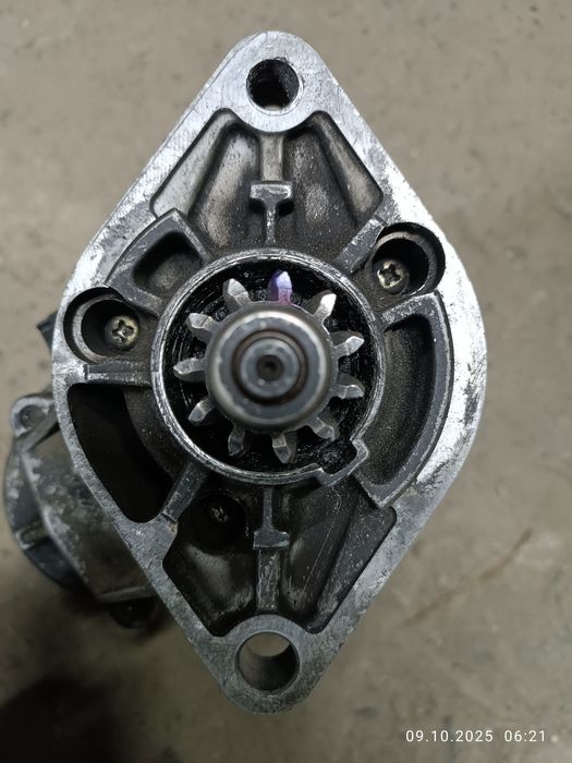 Стартер на Toyta