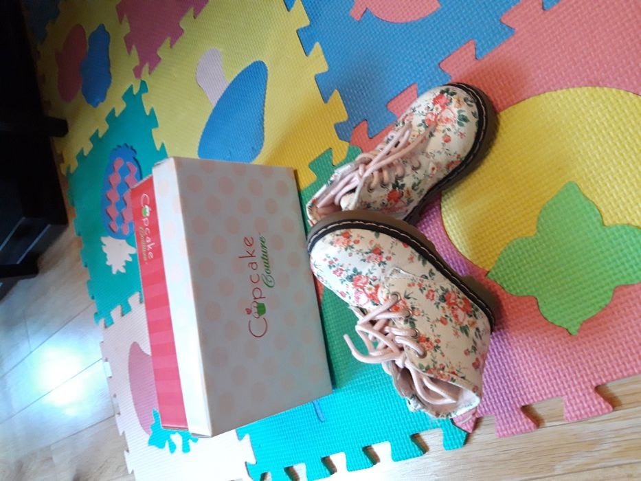 Сладурски детски ботушки