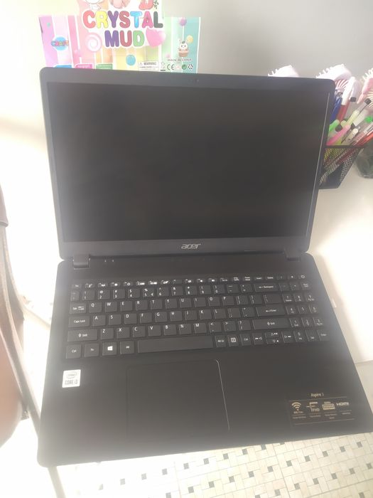 aser rusumli konpyuter srochna sotiladi. 2023-yil olingan ko'p ishlati