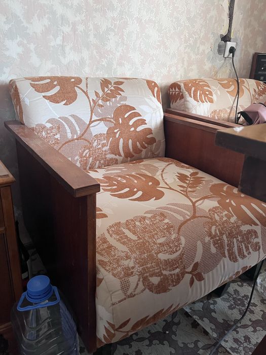 Отбам даром  2 кресла самовывоз