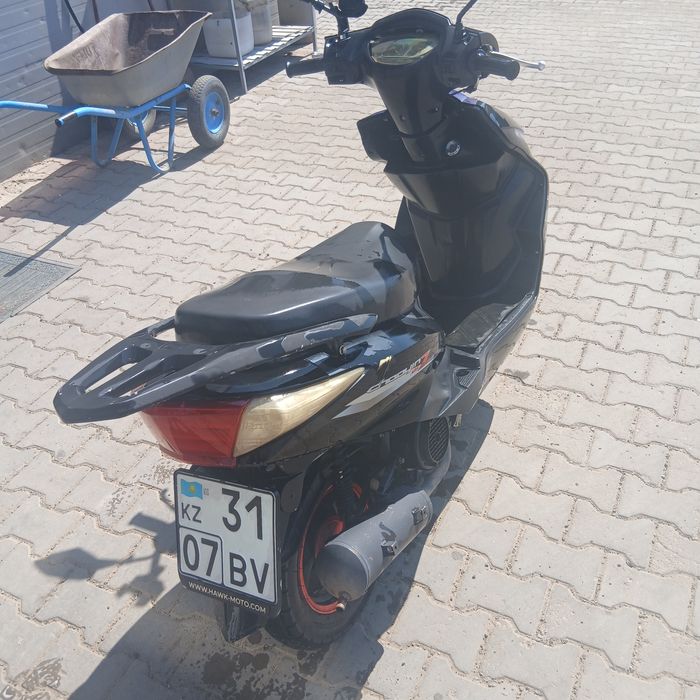 Продам скутер м8