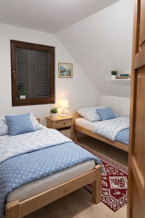 Casă de vacanță de vânzare – Tengheler, lângă Ditrău