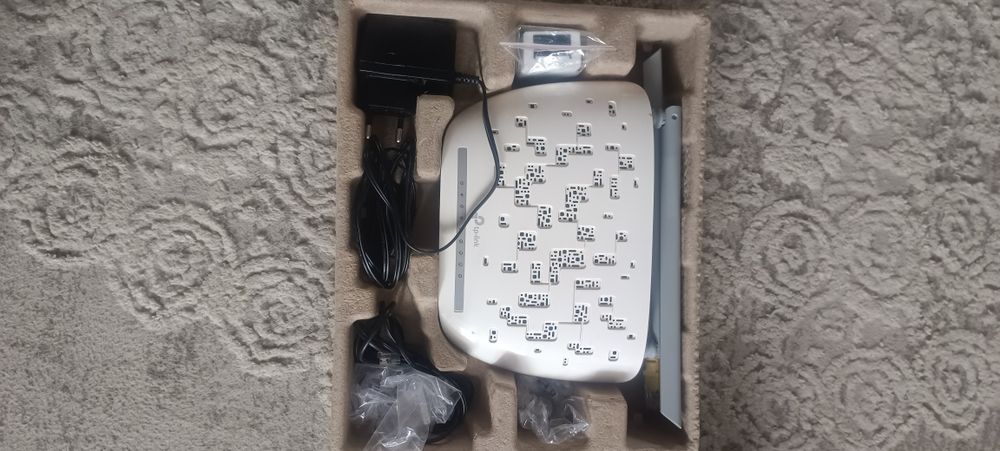 Продам роутер tp-link 300 Mbps
ADSL2+