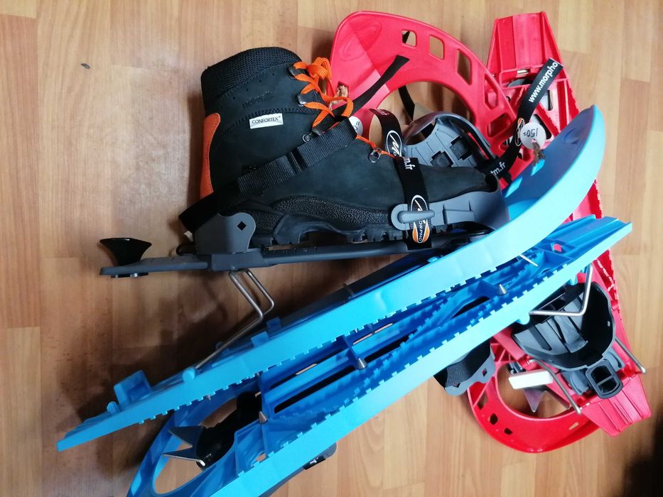 Продавам чисто нови френски пластмасови снегоходки за човек до 120 кг